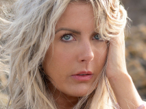 8Model-Photography-Studio-Portfolio