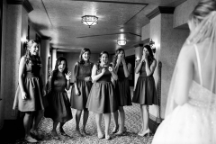 bridal-party-photo-bridesmaids-excitment